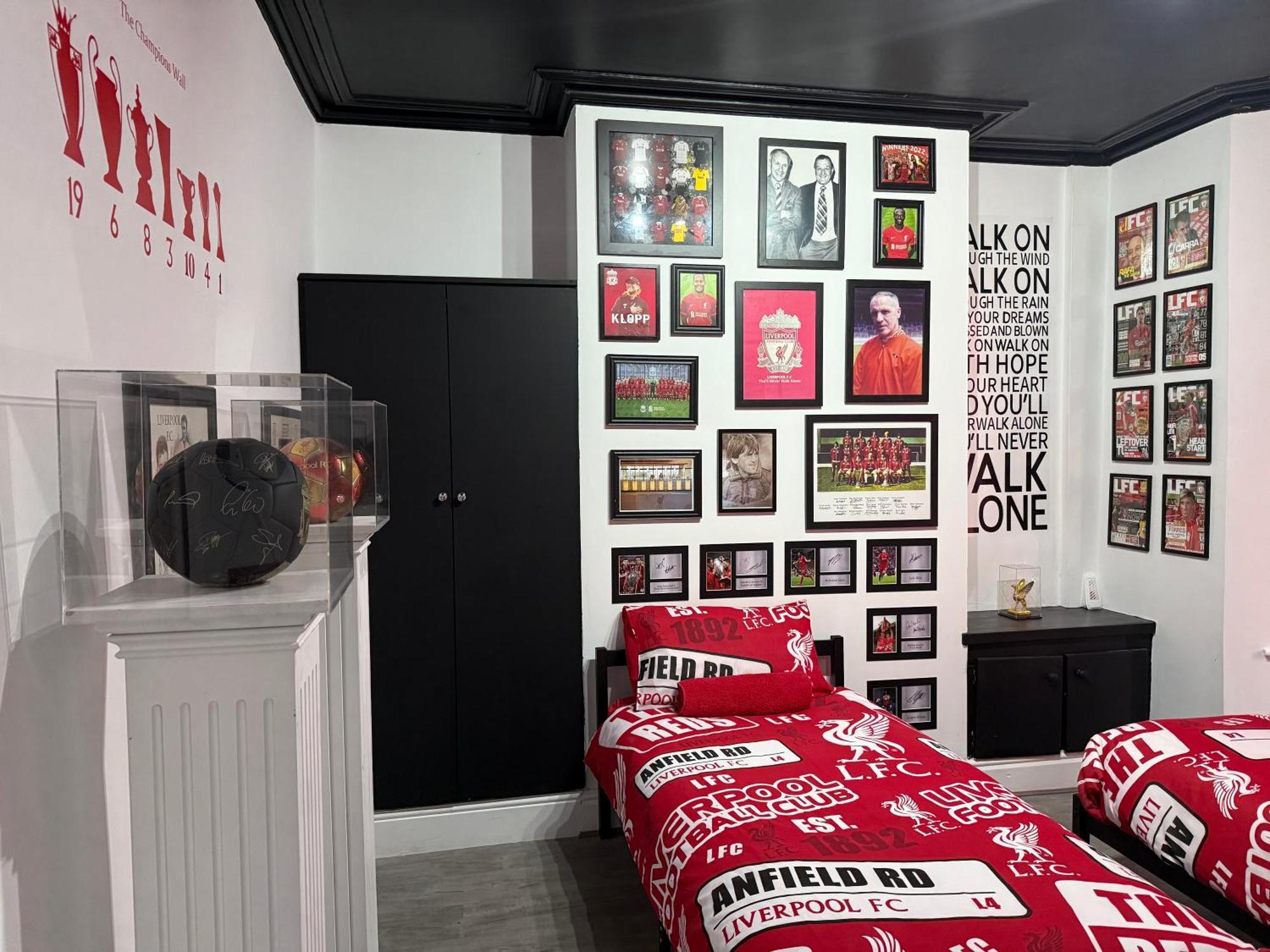 Anfield Abode - Entire Lfc Themed House Villa Liverpool Ngoại thất bức ảnh